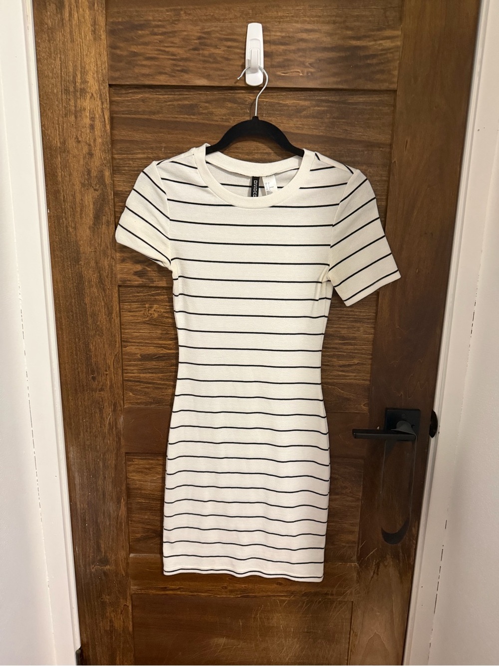 H&M Cream and Black Striped Short Sleeve Mini Dress